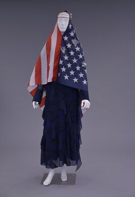 Look F - Gizelle Begler ‘08